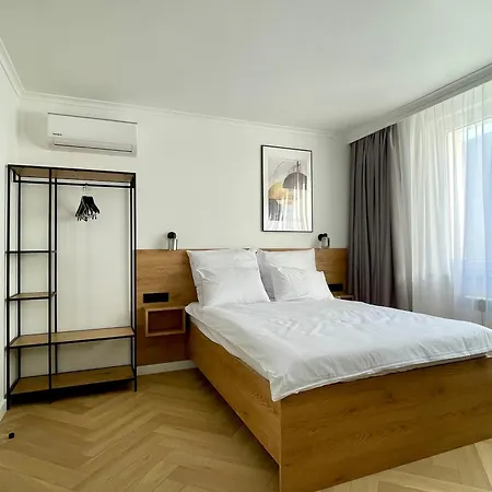 Nexiti - Centrum - Metro - Palace Of Culture - Philharmonic * Varşova